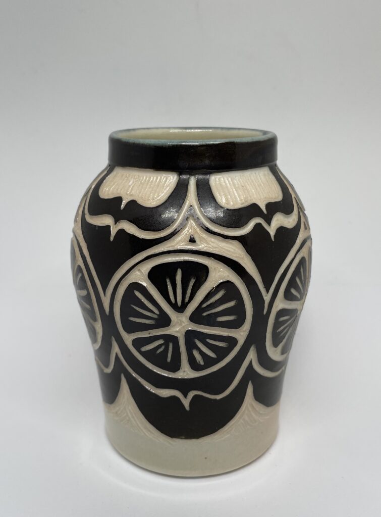 Suzy Hatcher Portfolio - Porcelain, sgraffito